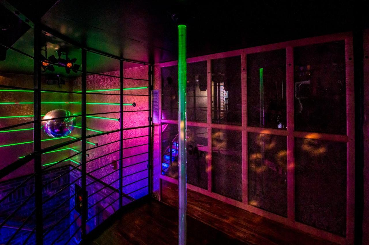 The Club