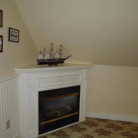 Kearsarge Inn-2